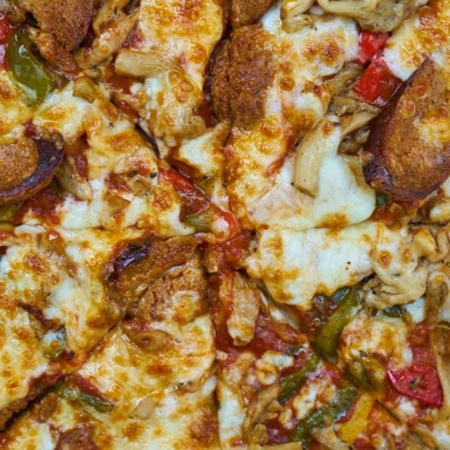 Fried Chicken Pizza.